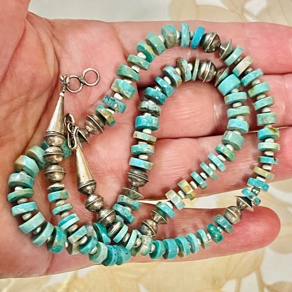 Sterling NAVAJO Pearl Graduated Turquoise Bench Beads Necklace VTG Silver 20" - Picture 7 of 9